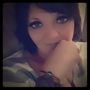 Meet your Posher, Deanna